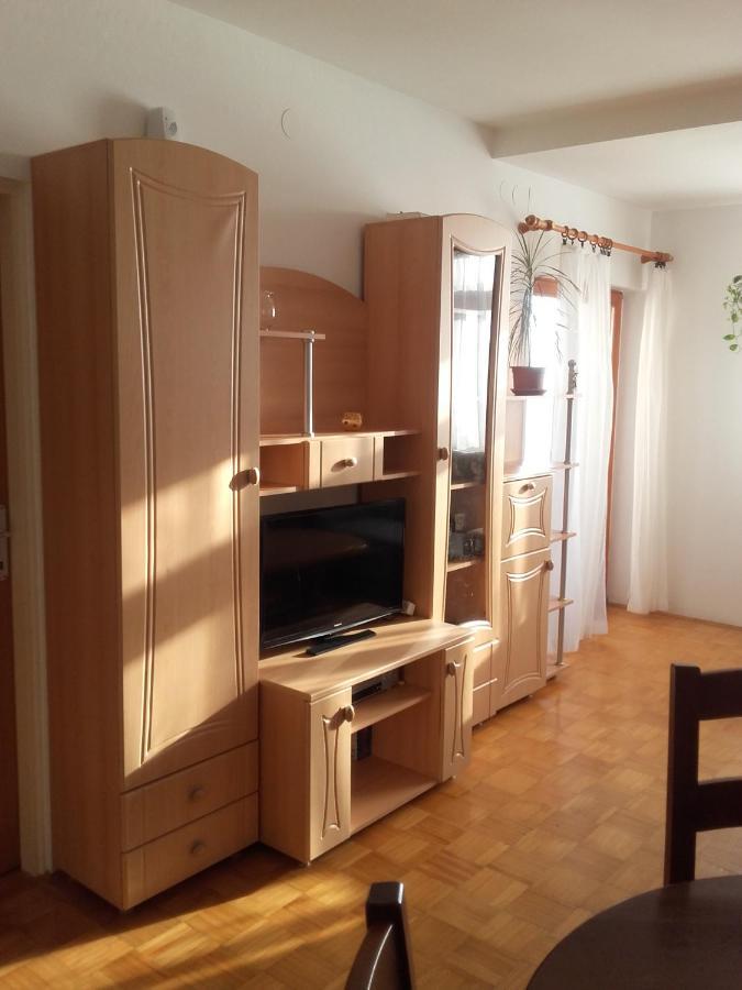 סנג' Apartman Miskulin מראה חיצוני תמונה