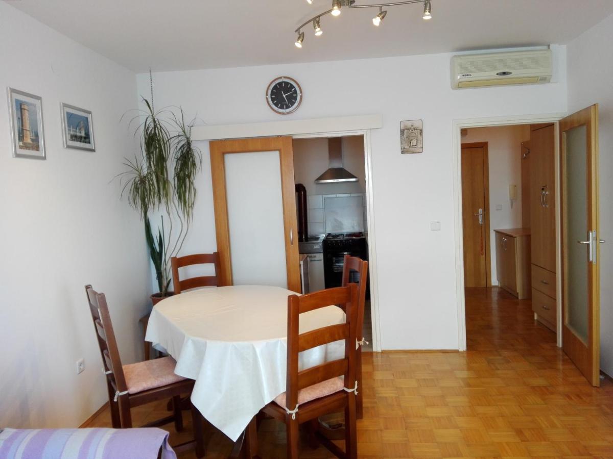 סנג' Apartman Miskulin מראה חיצוני תמונה